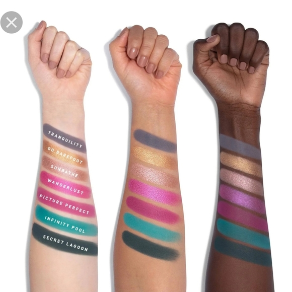 Morphe sweet oasis Artistry palette - Picture 3 of 7